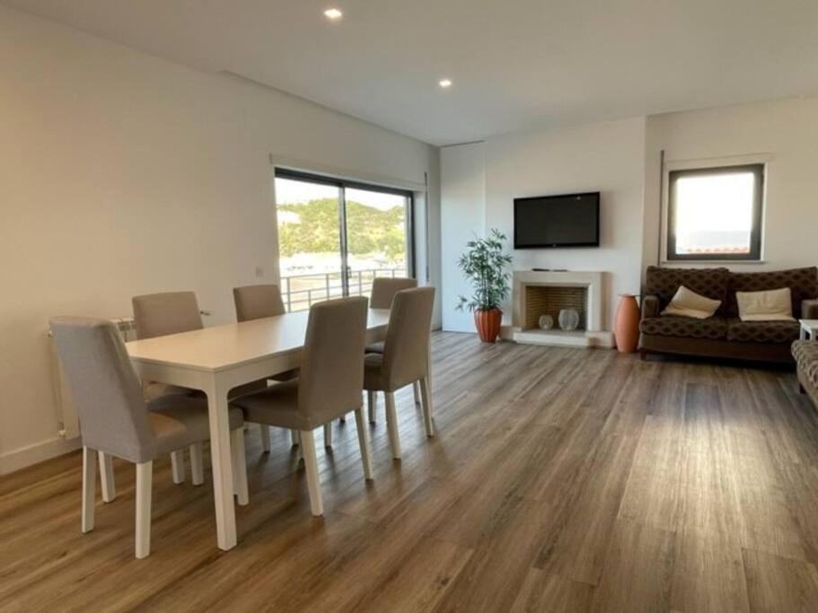 Apartamento Em Frente A Praia ساو مارتينهو دو بورتو المظهر الخارجي الصورة